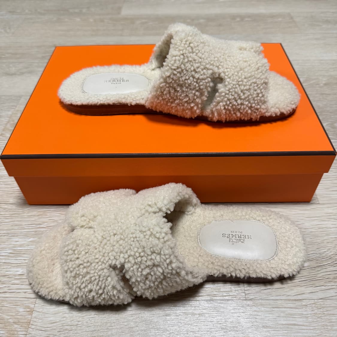 [S급/42.5] 에르메스 이즈미르 시어링 퍼 샌들 슬리퍼 상품이미지5