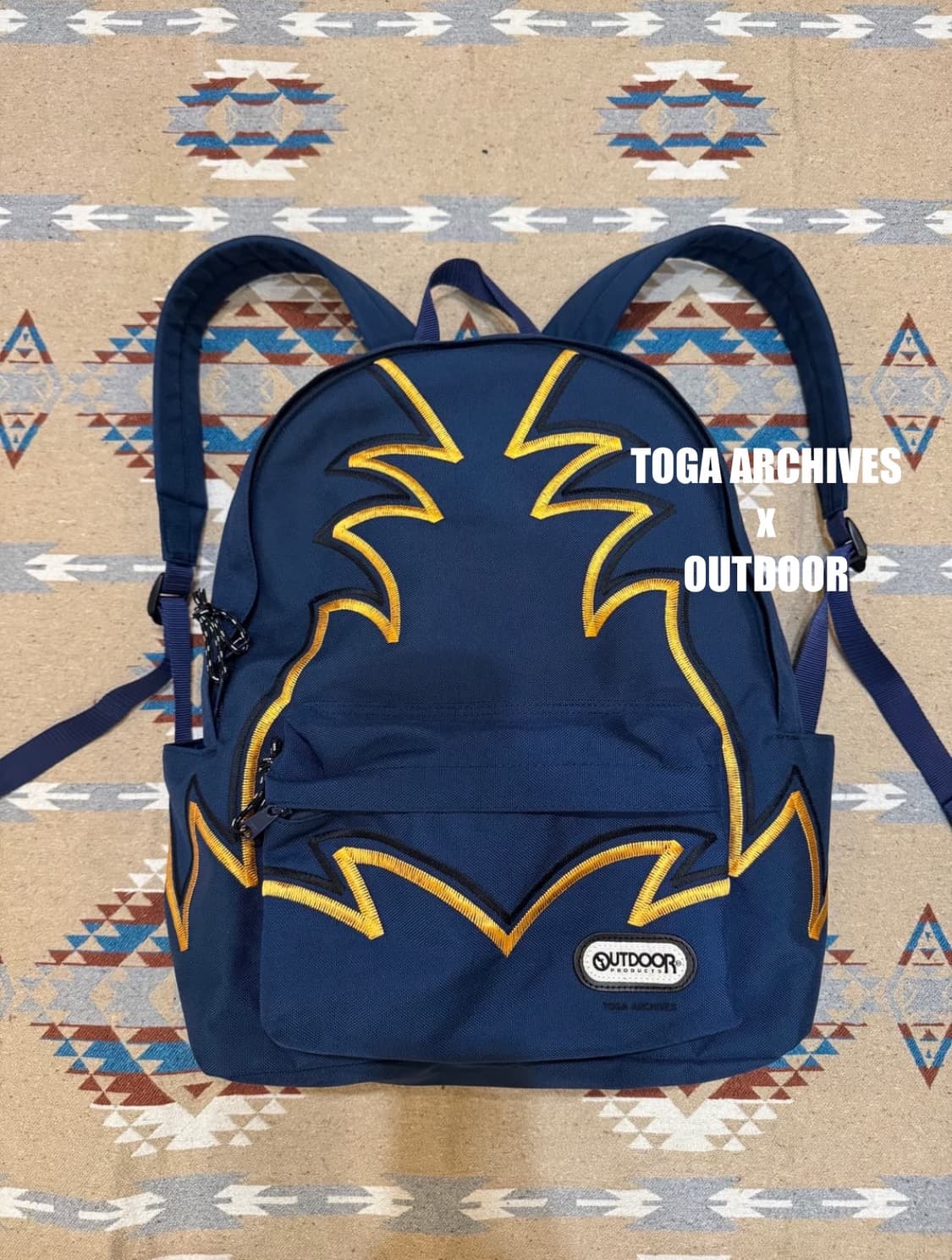 [OS] 토가 아카이브 x 아웃도어 백팩 네이비 상품이미지1