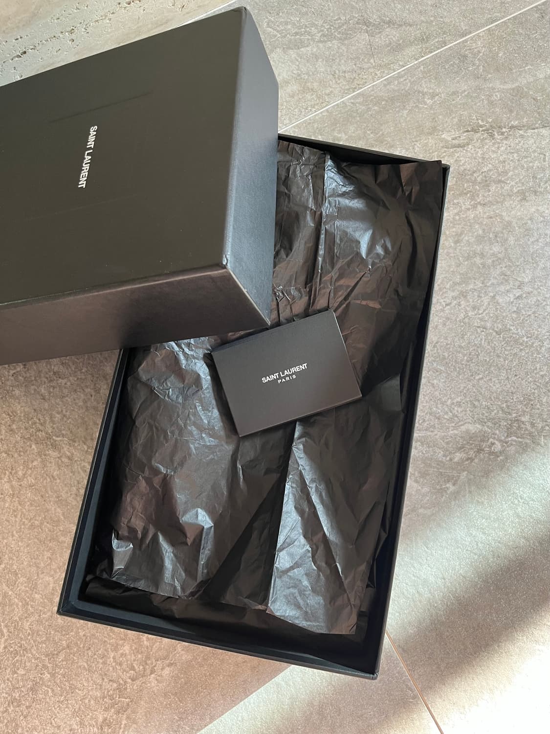 생로랑 페니 남성 로퍼 (김원중님 착용) 상품이미지6