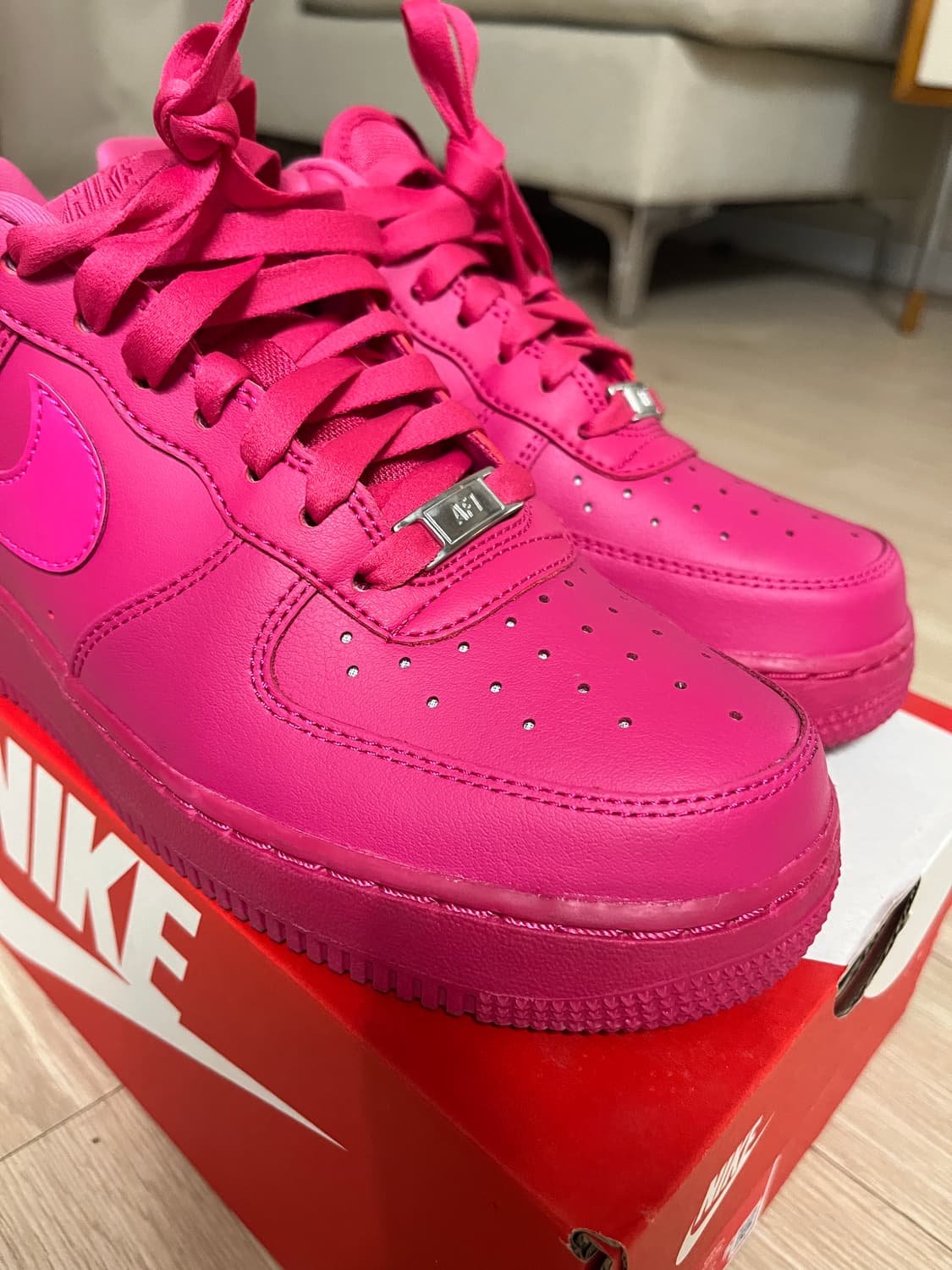 나이키 에어포스1 파이어베리 피어스 핑크 250 상품이미지4
