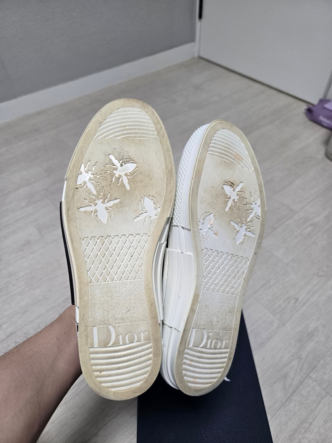 디올 B23오블리크 eu41사이즈팝니다 상품이미지4