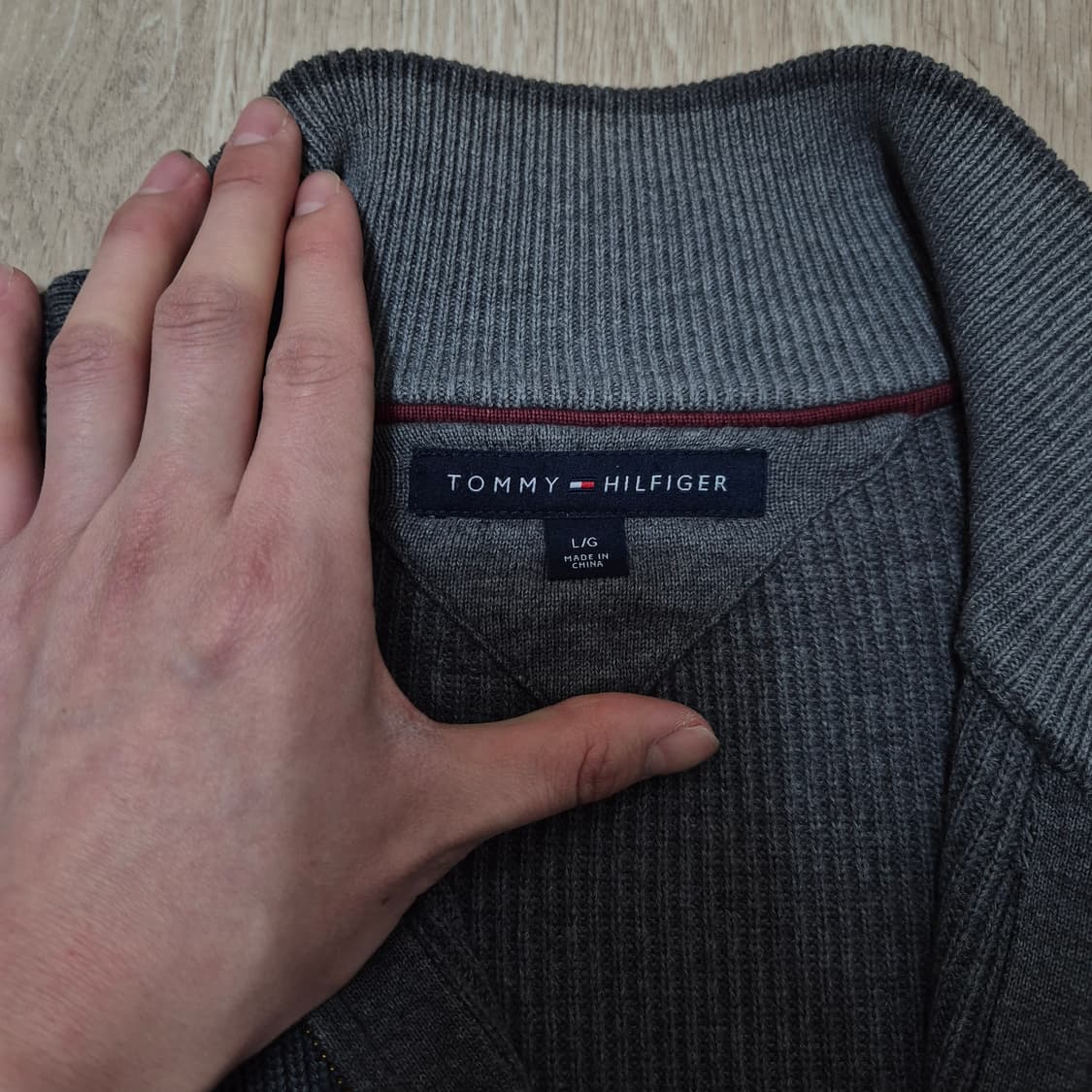 타미힐피거 미니플래그 남성 니트집업 L(100) 상품이미지7