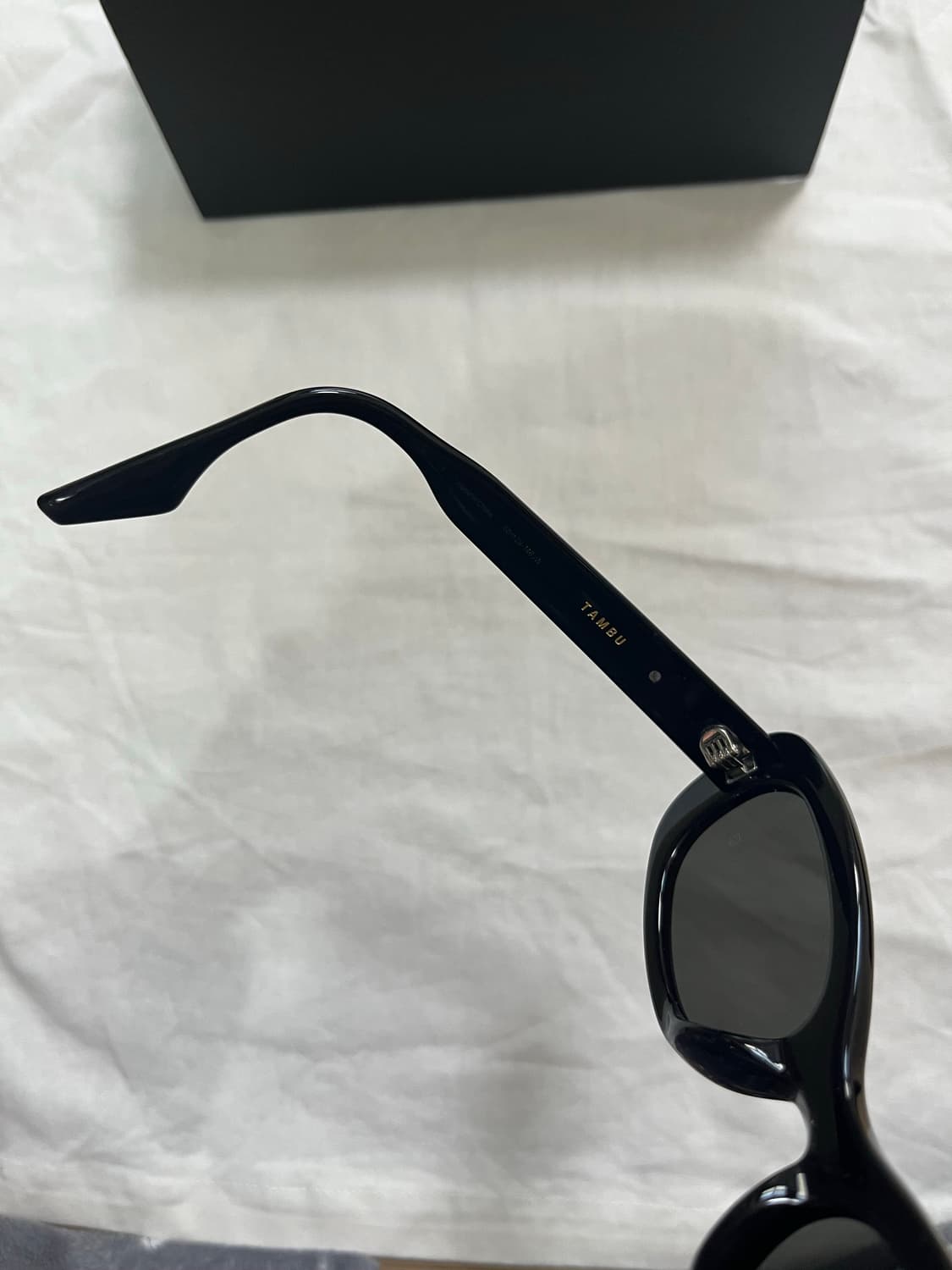 젠틀몬스터 탐부 01 블랙 상품이미지5