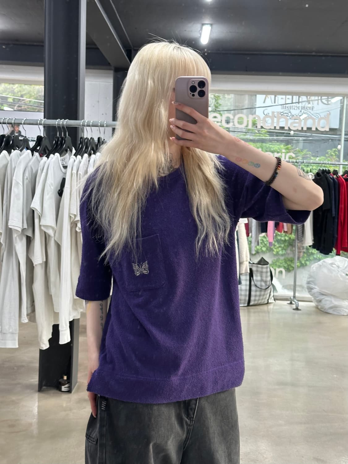 니들스 태리 빠삐용 EMB 포켓 티셔츠 반팔 퍼플 상품이미지3