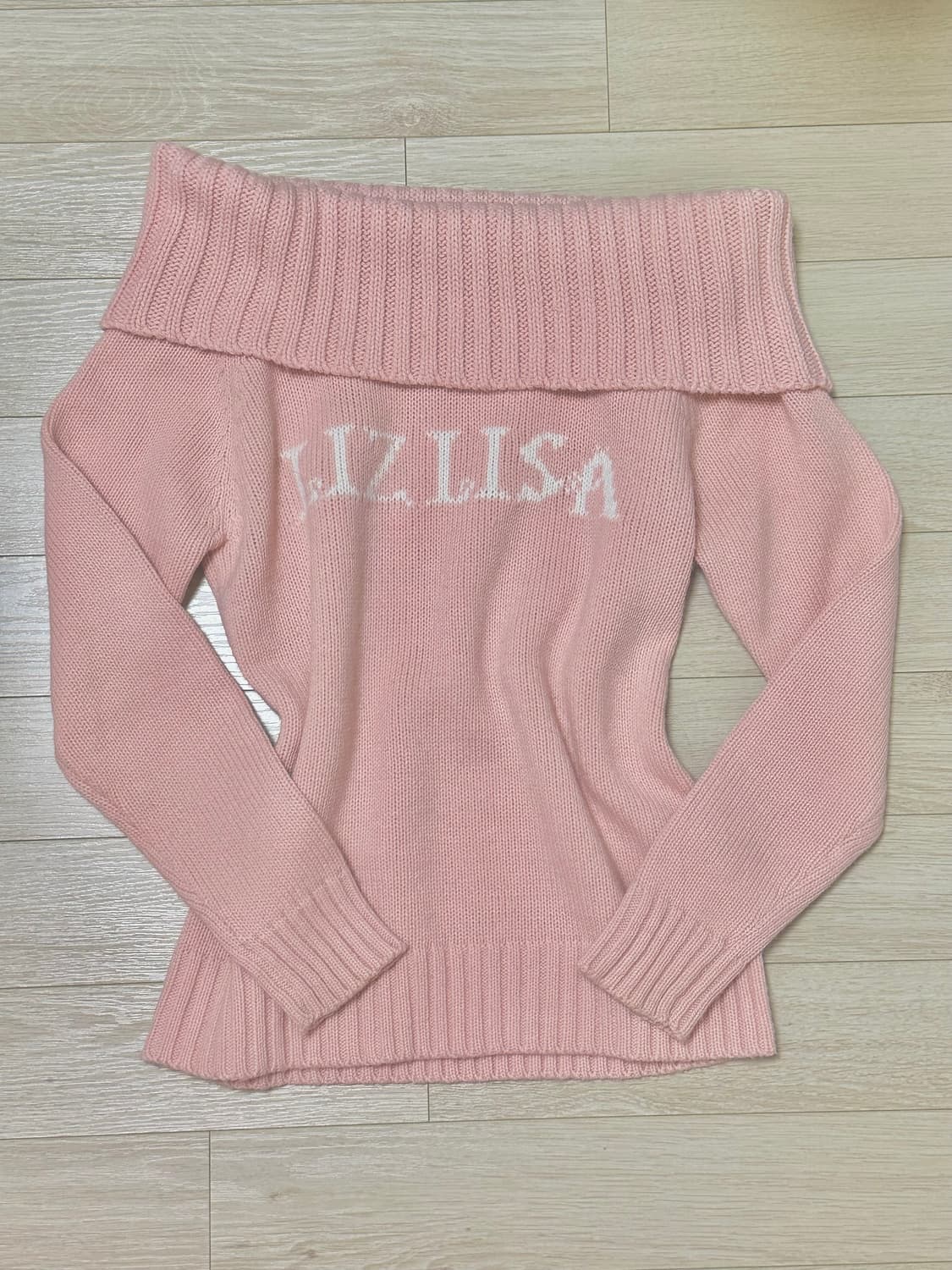 리즈리사 고전 오프숄더 니트  상품이미지1