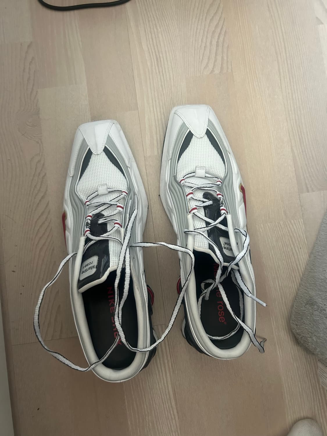 295 나이키 마틴로즈 샥스 mr4 화이트 상품이미지1