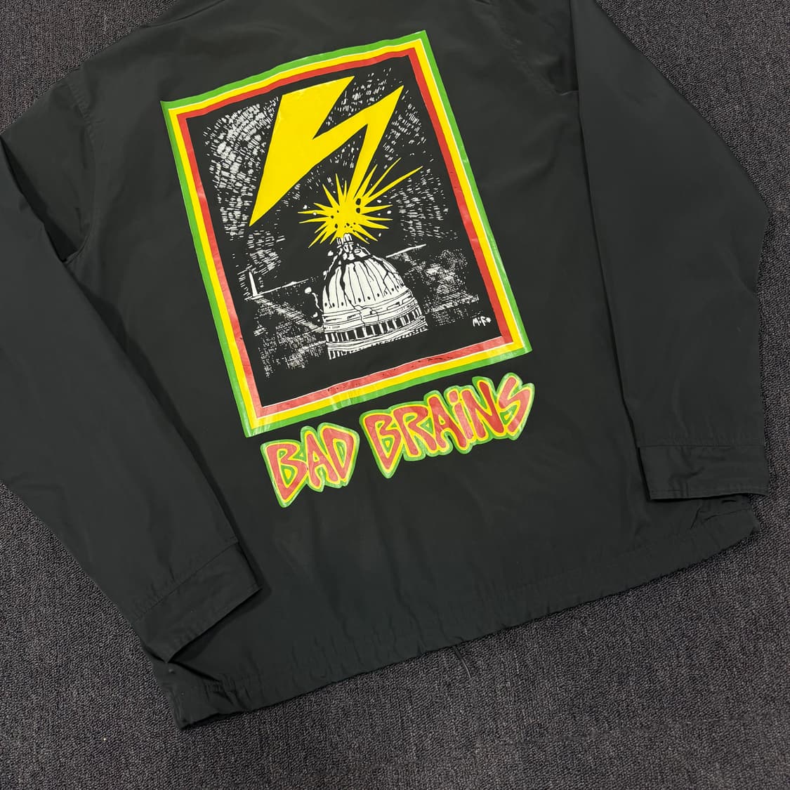 오베이 x 베드 브레인 코치 바람막이 자켓 상품이미지3