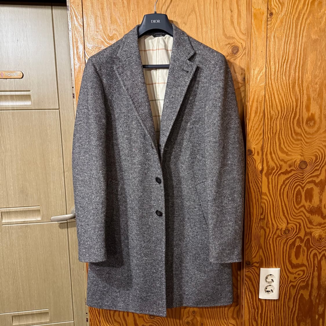 로로피아나 캐시미어 100% 코트 판매 합니다. 상품이미지2