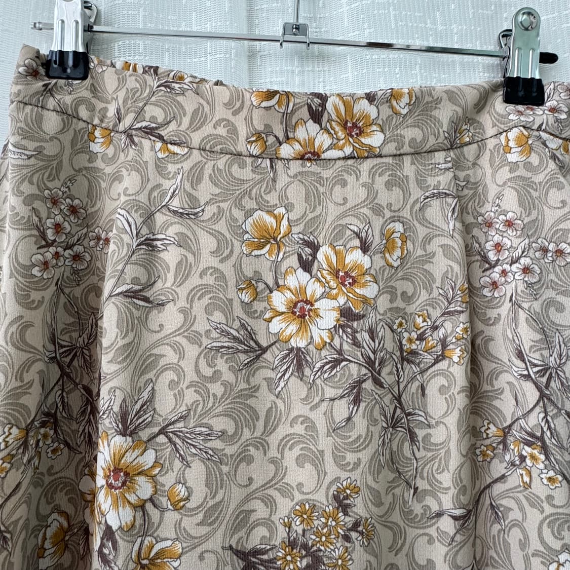 베이지 플라워패턴 롱스커트 상품이미지3