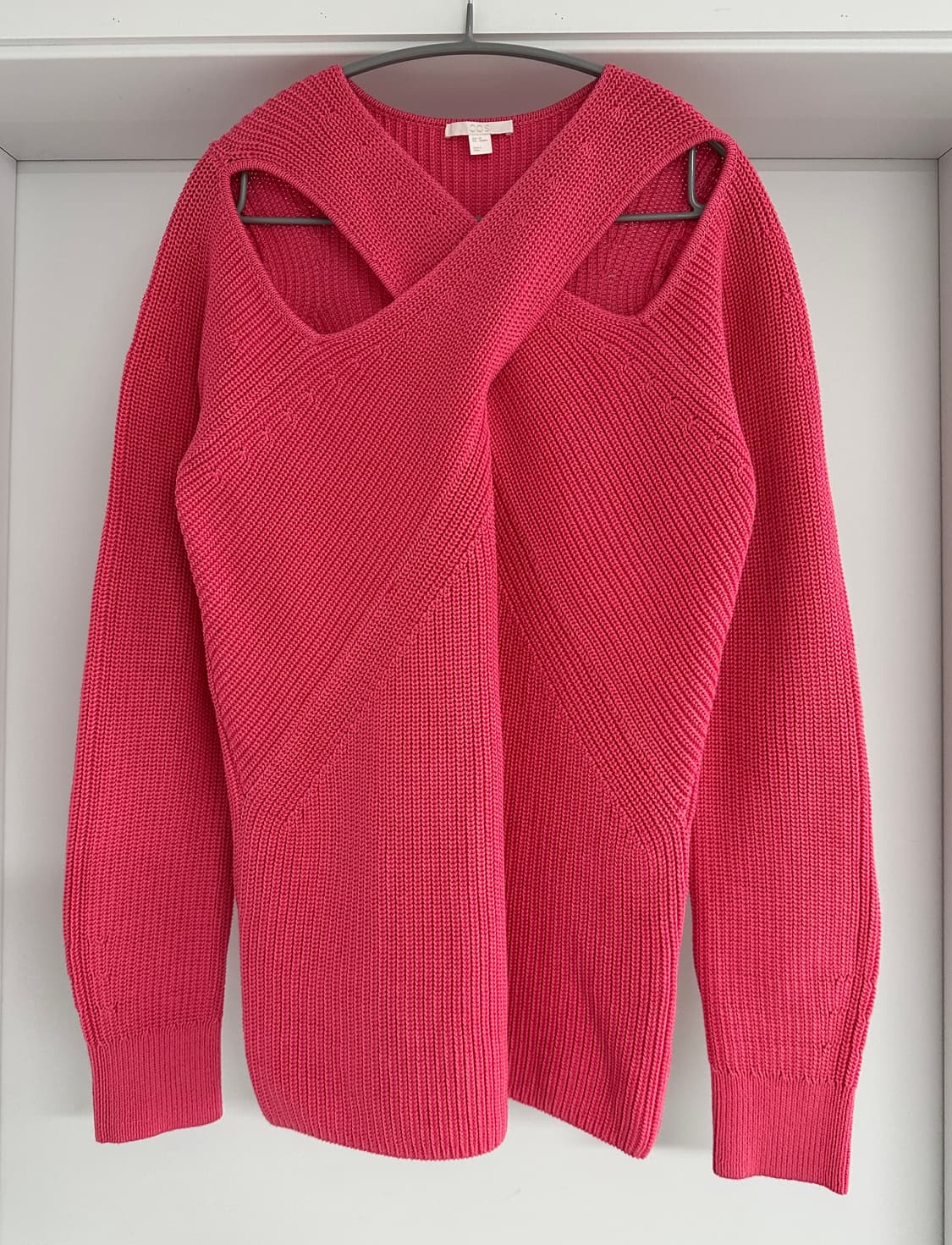 [COS 코스] 여성 크로스 니트 스웨터 상품이미지1