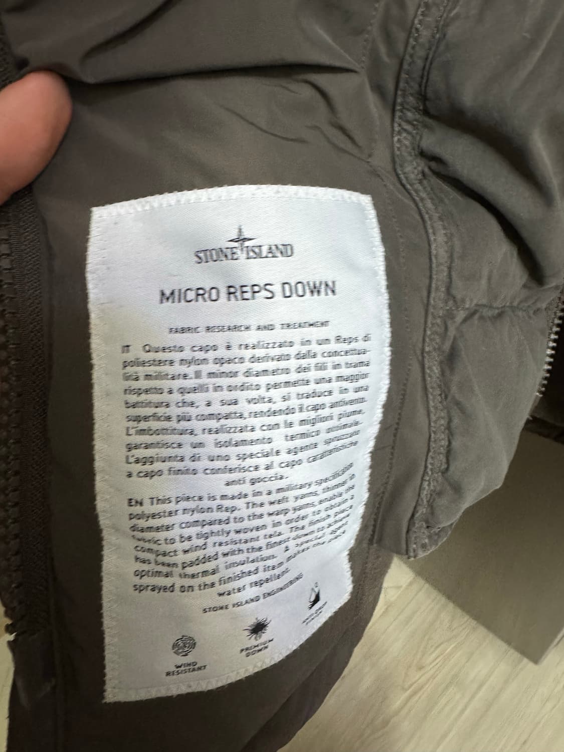 스톤아일랜드 마이크로랩스 다운 필드자켓 상품이미지4