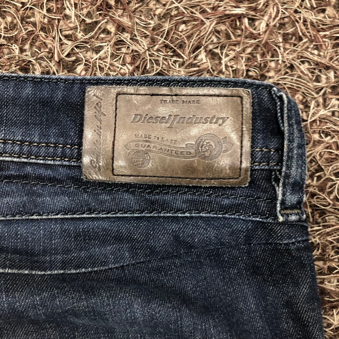 디젤 BELTHER 워싱 데님 팬츠 상품이미지5