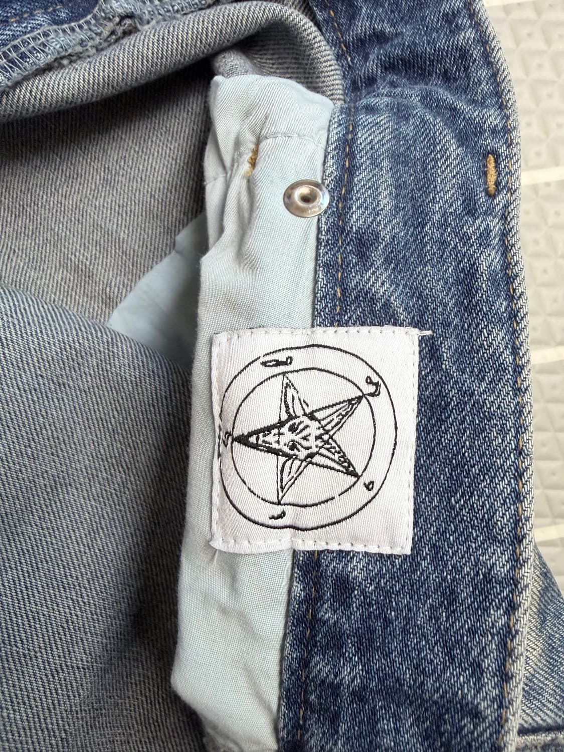 에모스탠스 클럽 배기진 2사이즈 상품이미지5