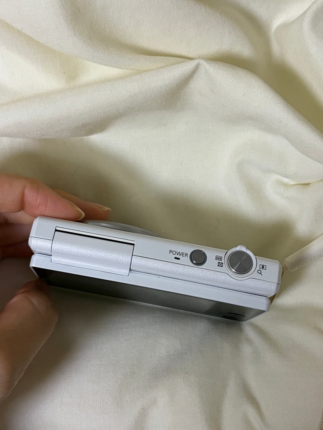 삼성 미러팝 MV800 디카 화이트 상품이미지3