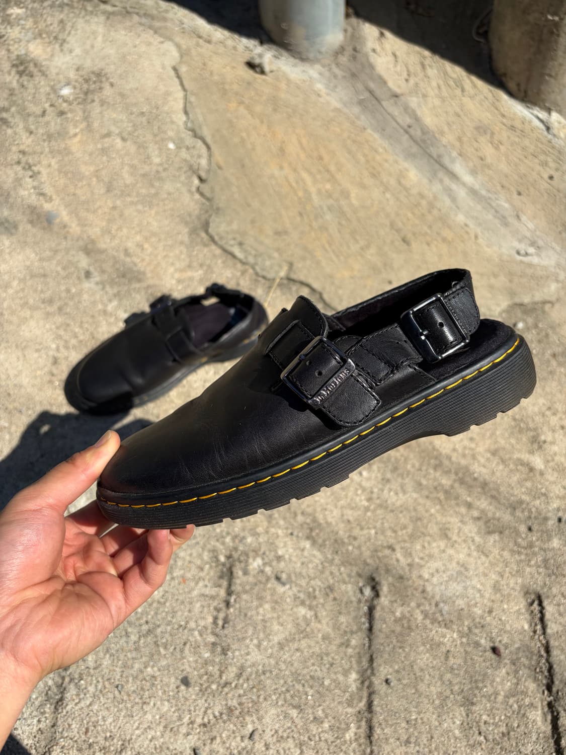 230) Dr. Martens 조지 버클 레더 뮬 상품이미지3