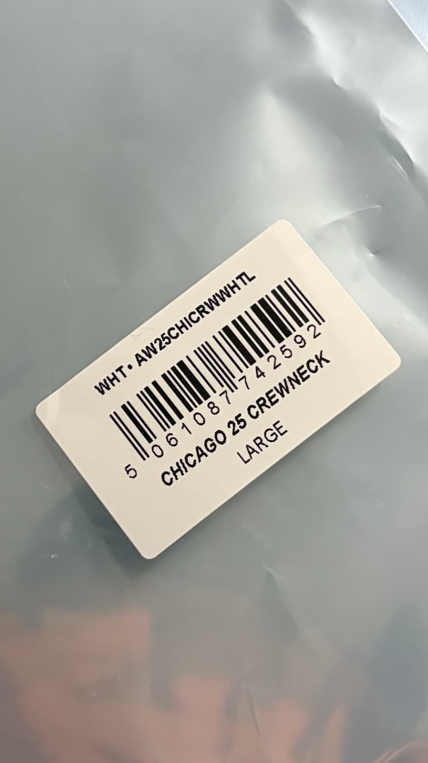 새상품) uvu 시카고 크루넥 화이트 L 상품이미지4