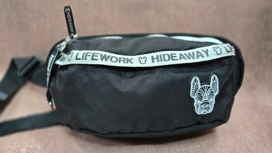 라이프워크 블랙 힙색 강아지 패치 상품이미지1