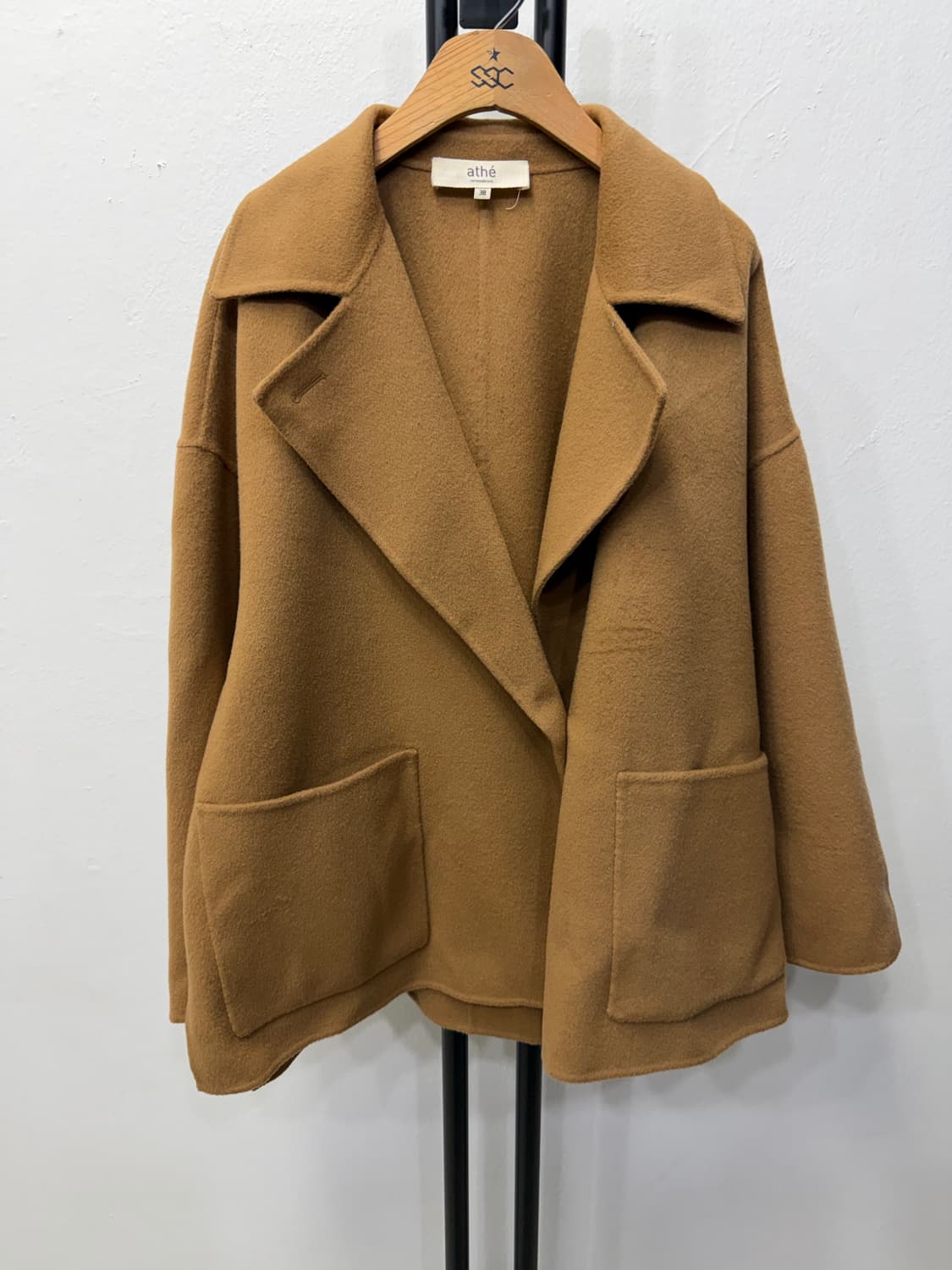 정품) 아떼바네사브루노 24ss  루즈핏 캐시미어 하프 코트 38  상품이미지1