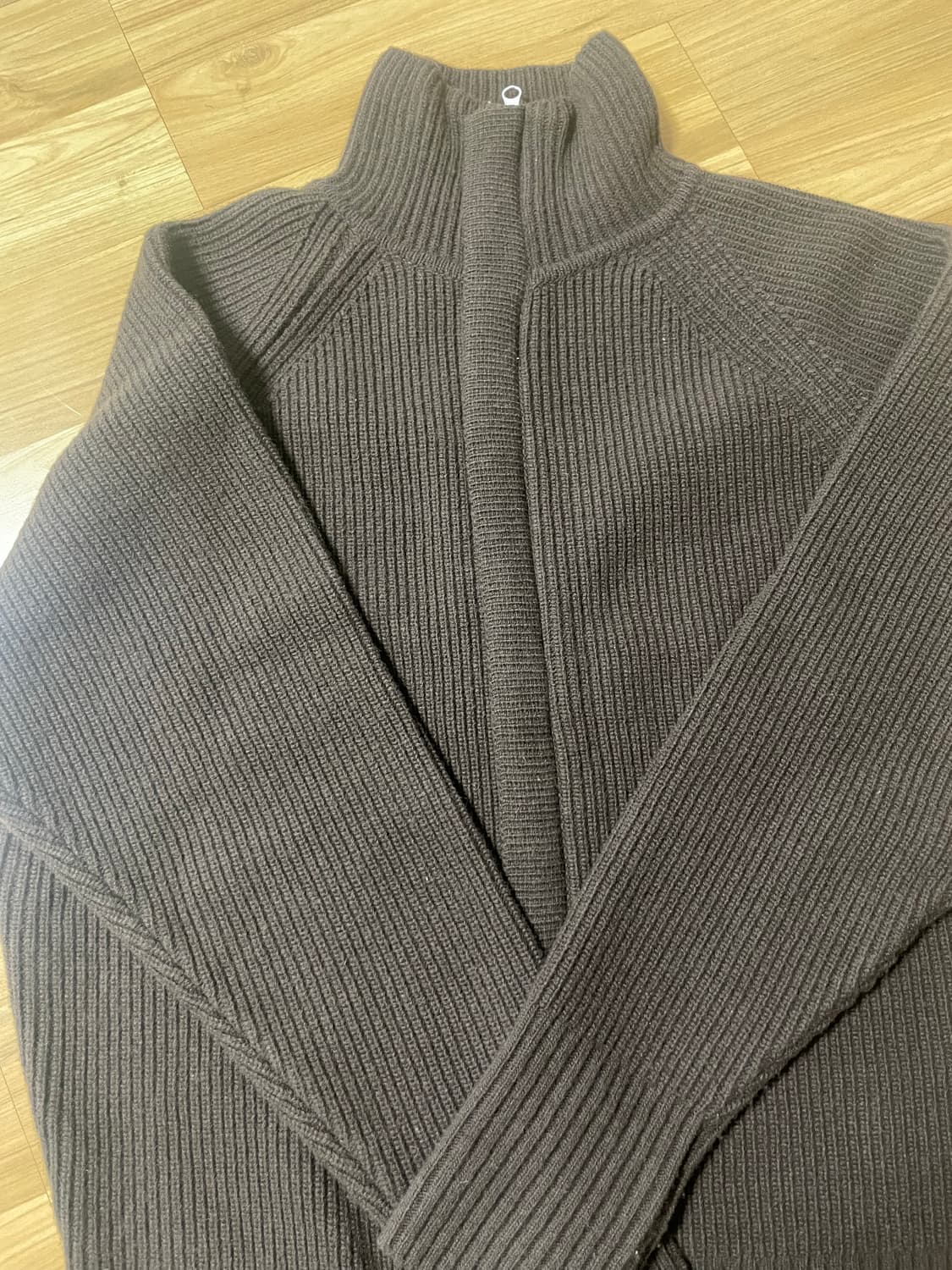 토니웩 슈퍼 파인 메리노 울 플래킷 집업 니트 다크 브라운 상품이미지2