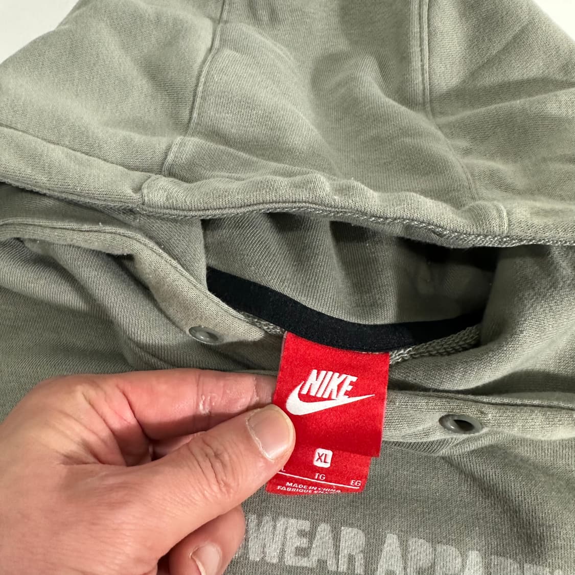 XL 나이키 카키 에어포스 후드티 상품이미지4