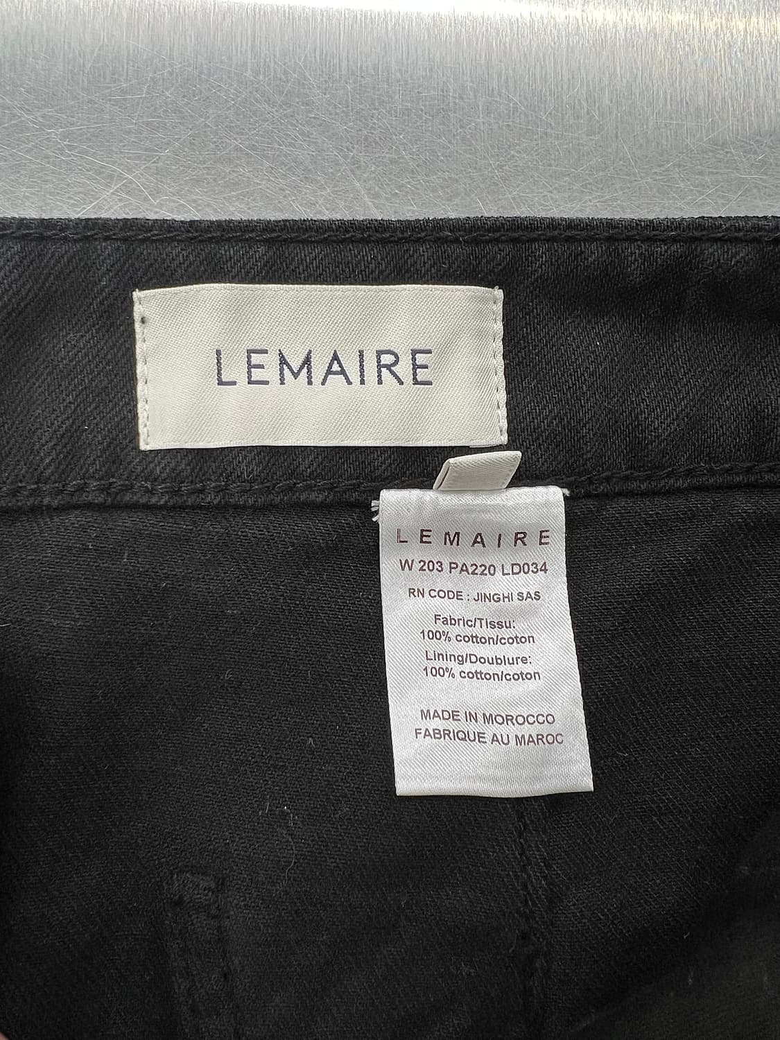 르메르 블랙 트위스트 헤비 데님 팬츠 상품이미지8