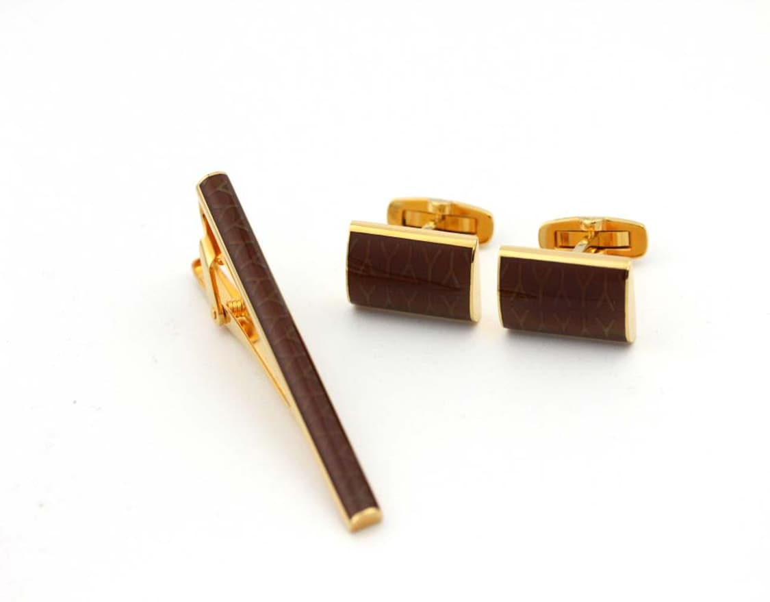 입생로랑 A+등급 5.8cm Y모티브 남자 명품 넥타이핀 커프스 세트 상품이미지2