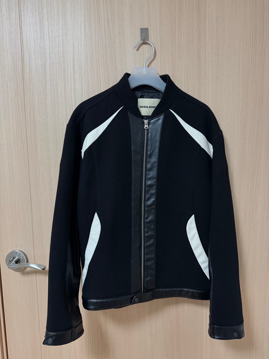 인사일런스 자켓 상품이미지1