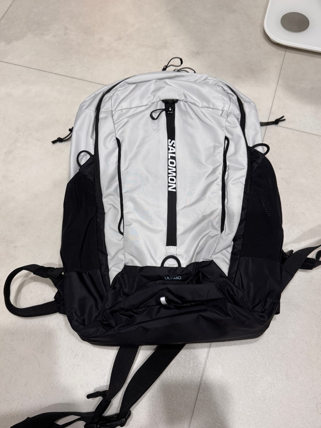 살로몬 울티모 20L 백팩 상품이미지1