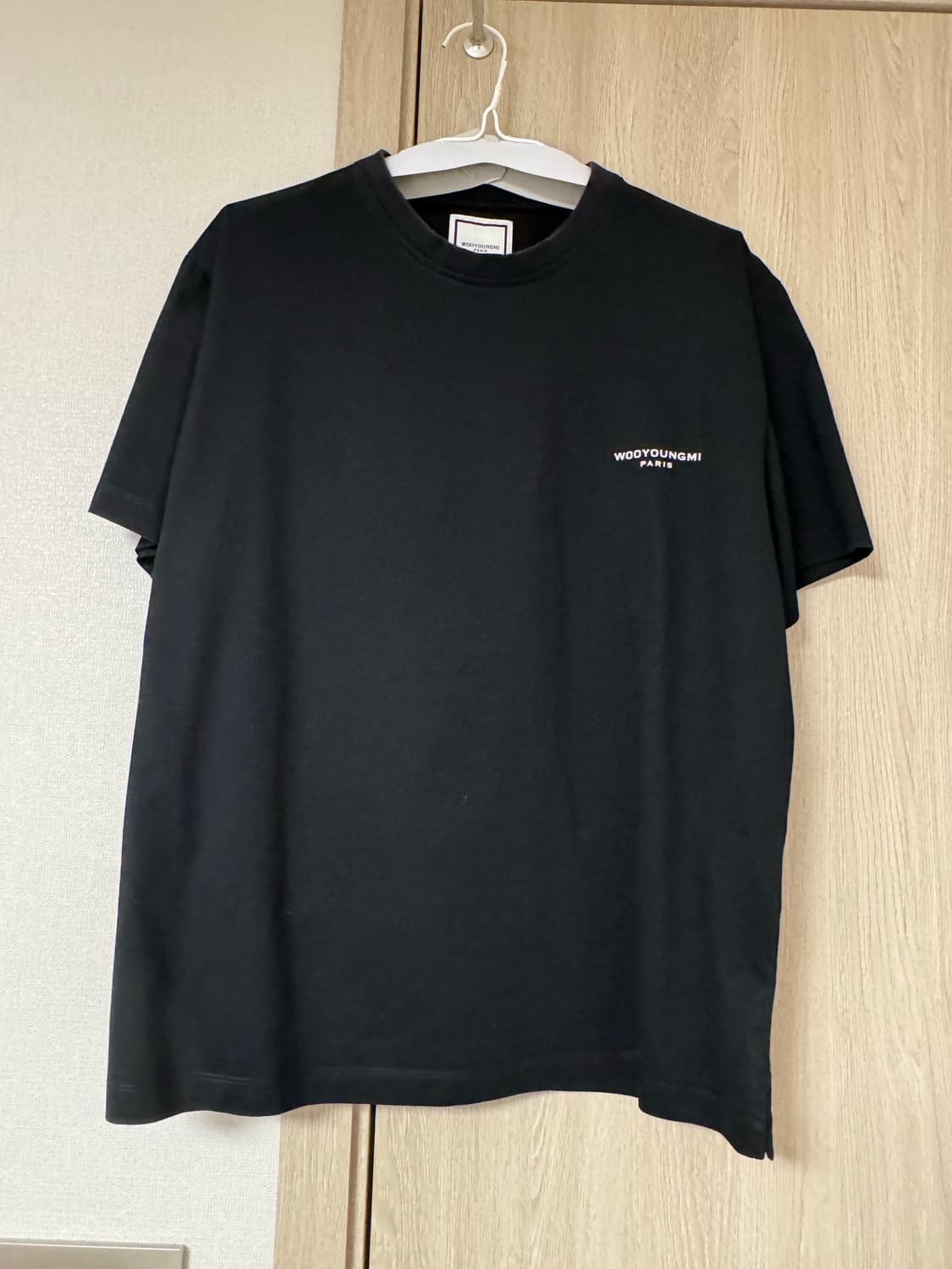 22 우영미 백 플라워 로고 티셔츠 블랙 판매합니다. 상품이미지5