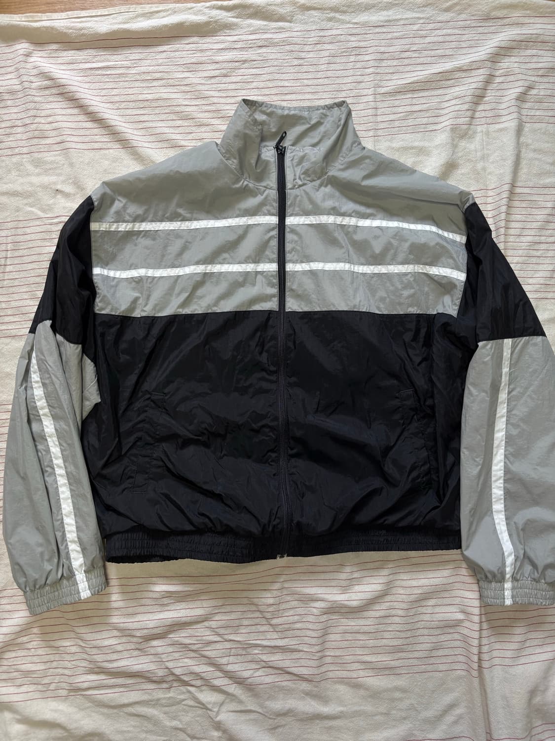 Vintage Roundtree & Yorke 나일론 바람막이 자켓  상품이미지1