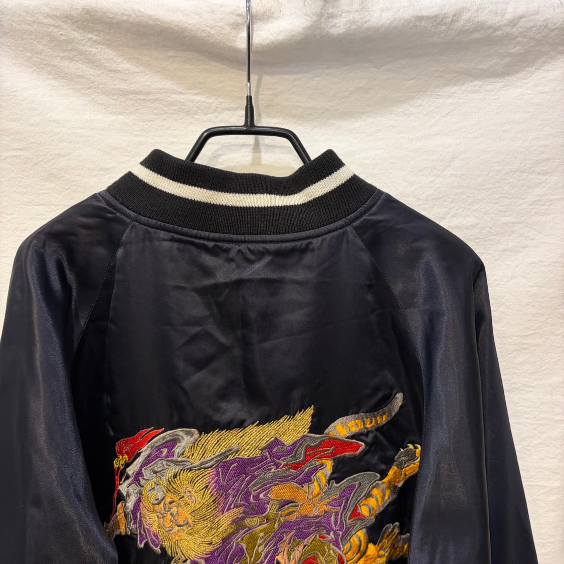 빈티지 자수 스카쟌 블랙 점퍼 상품이미지8