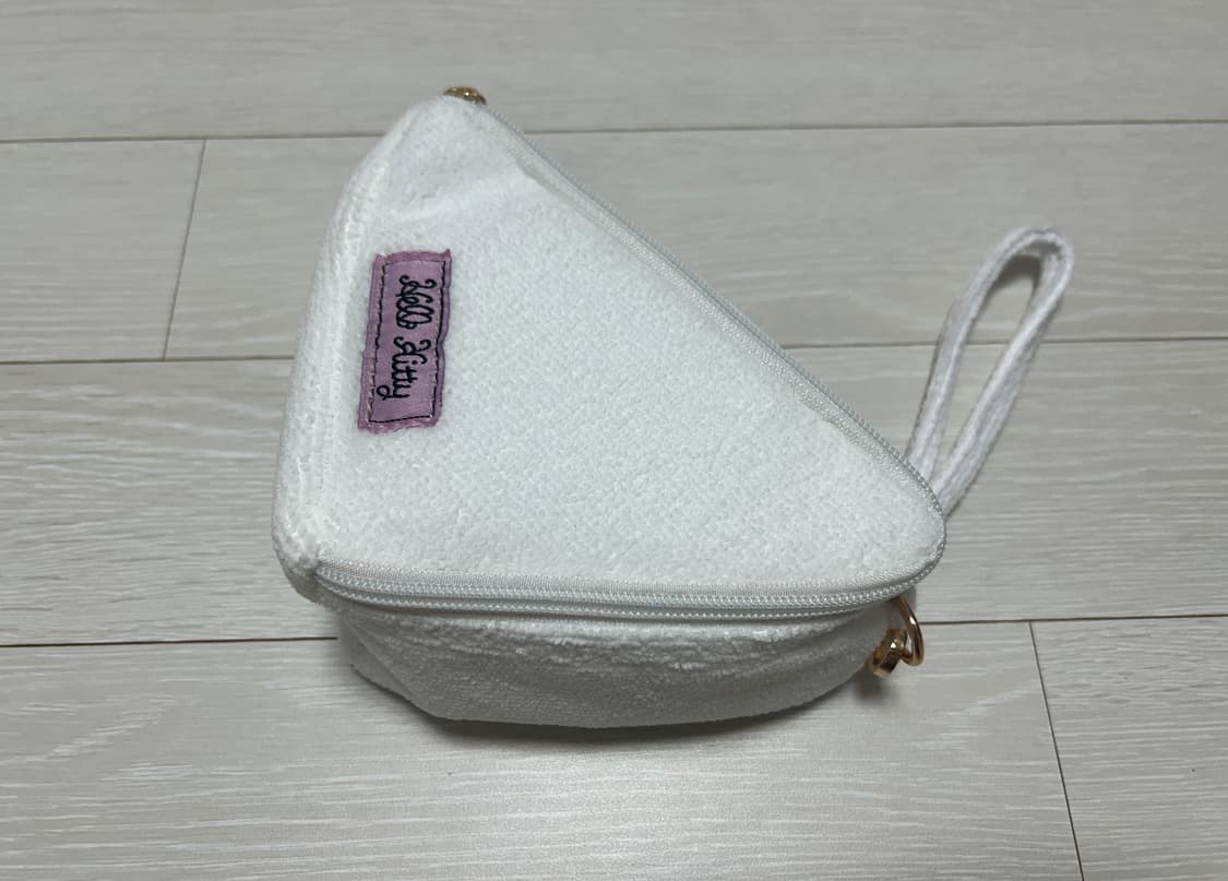 헬로키티 딸기 산도 파우치 상품이미지3