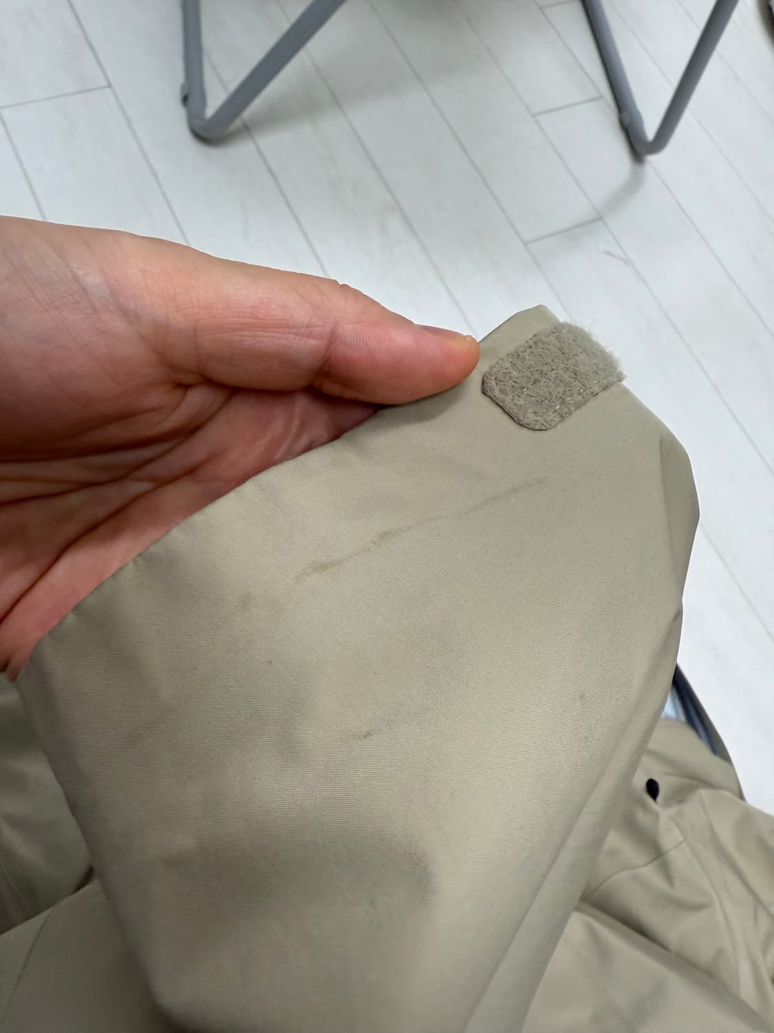 아크테릭스 베타 lt M 사이즈 스모크블러프  크림에서 100주고 구매하 상품이미지5