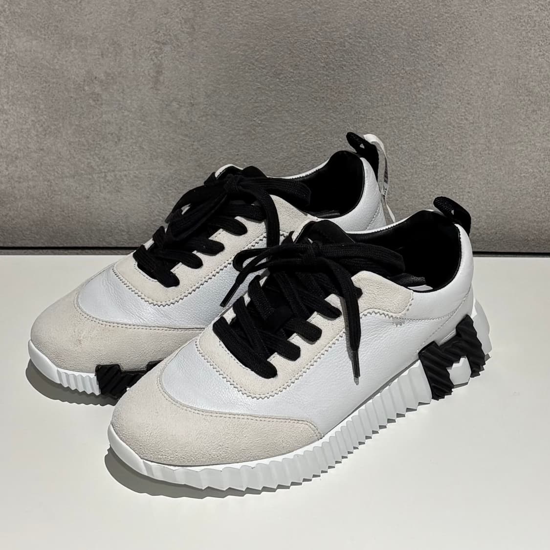 에르메스 바운싱 고트스킨 스니커즈 상품이미지1