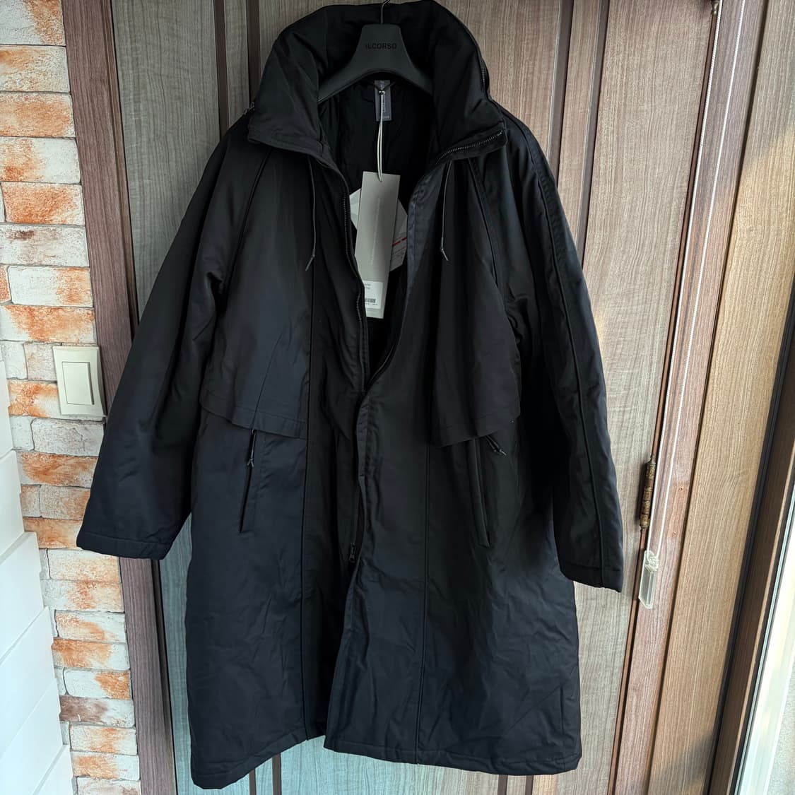 새상품(M)언어펙티드 파라슈트 코트 블랙 상품이미지3