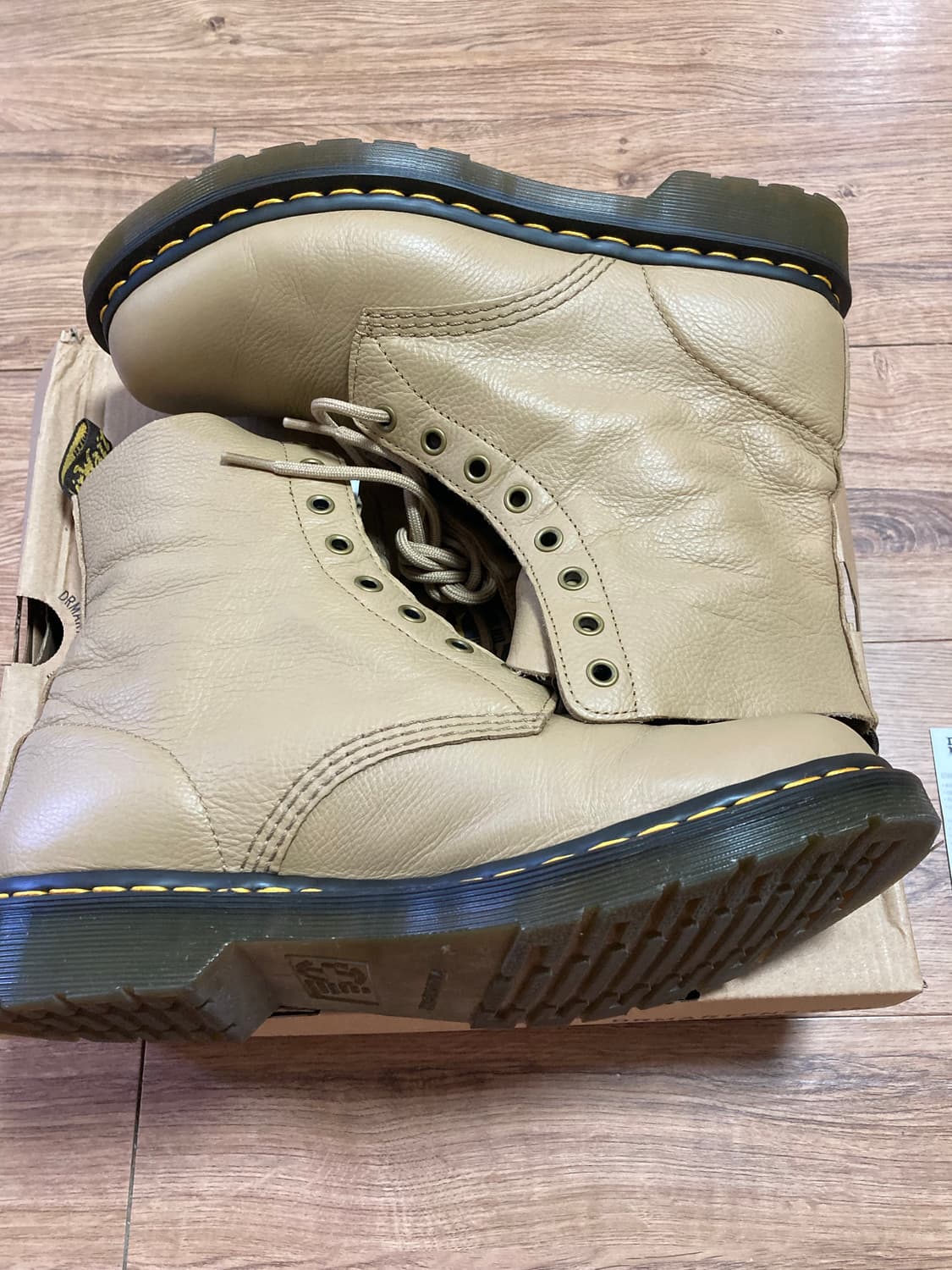 [280] 닥터마틴 1460 파스칼 8홀 부츠 워커 / 사바나 탄 상품이미지3