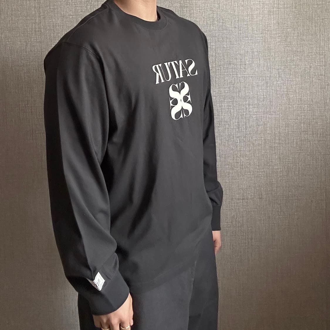 SATUR 세터 클래식 로고 롱슬리브 상품이미지2