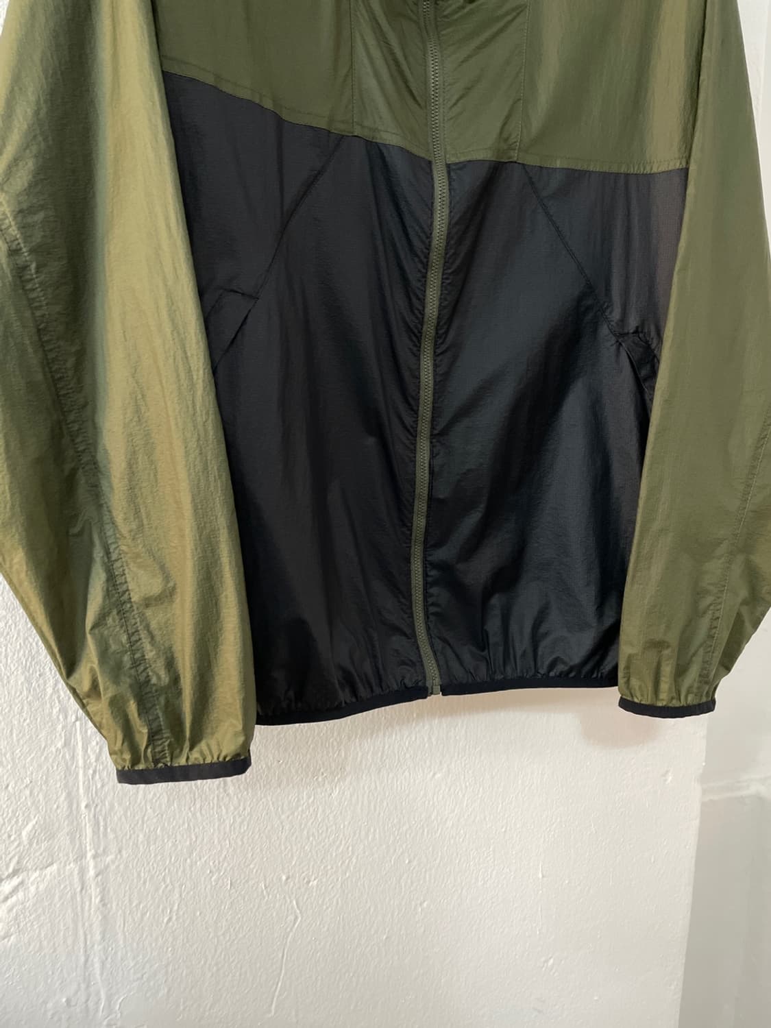 나이키 ACG 경량 바람막이  상품이미지5