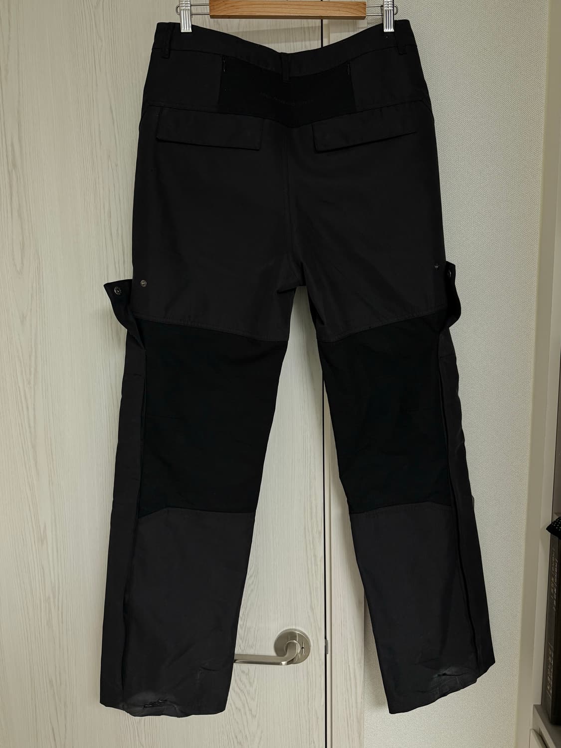 플라스틱프로덕트 - MPa MULTI PANEL CARGO PANTS 상품이미지7