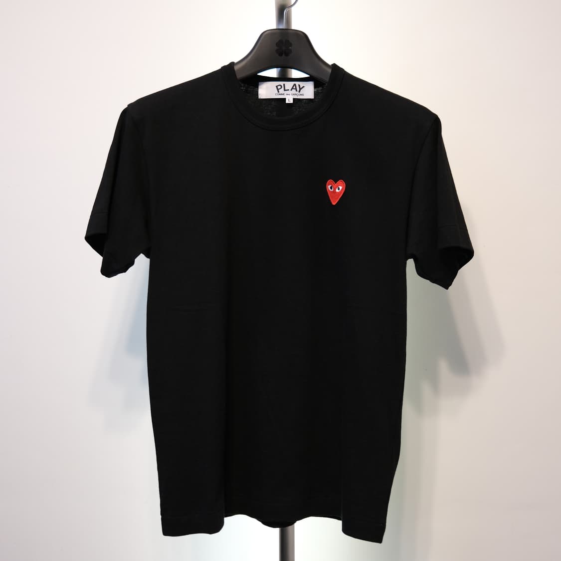 (L) 꼼데가르송 레드 하트 반팔 티셔츠 - AZ모델 상품이미지1