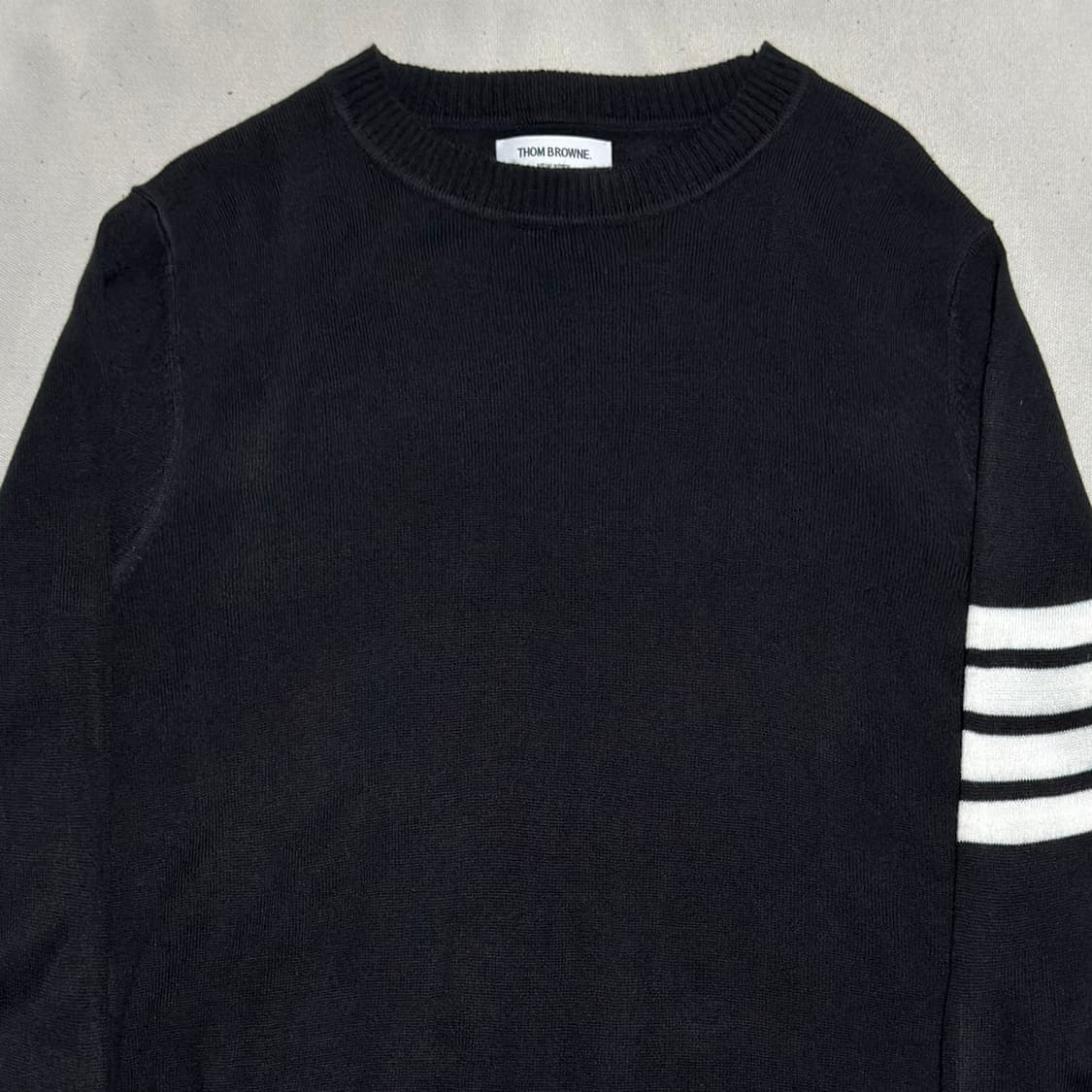 2 톰브라운 스코틀랜드 사선 완장 니트  상품이미지1