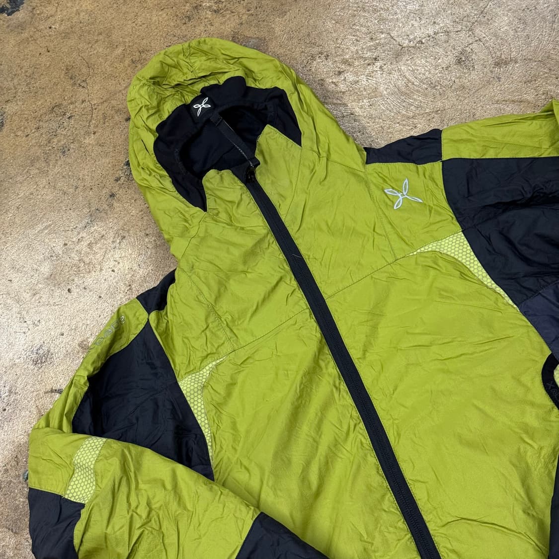 [ 정품/XS ] 몬츄라 바람막이 스카이 자켓 b8 상품이미지1