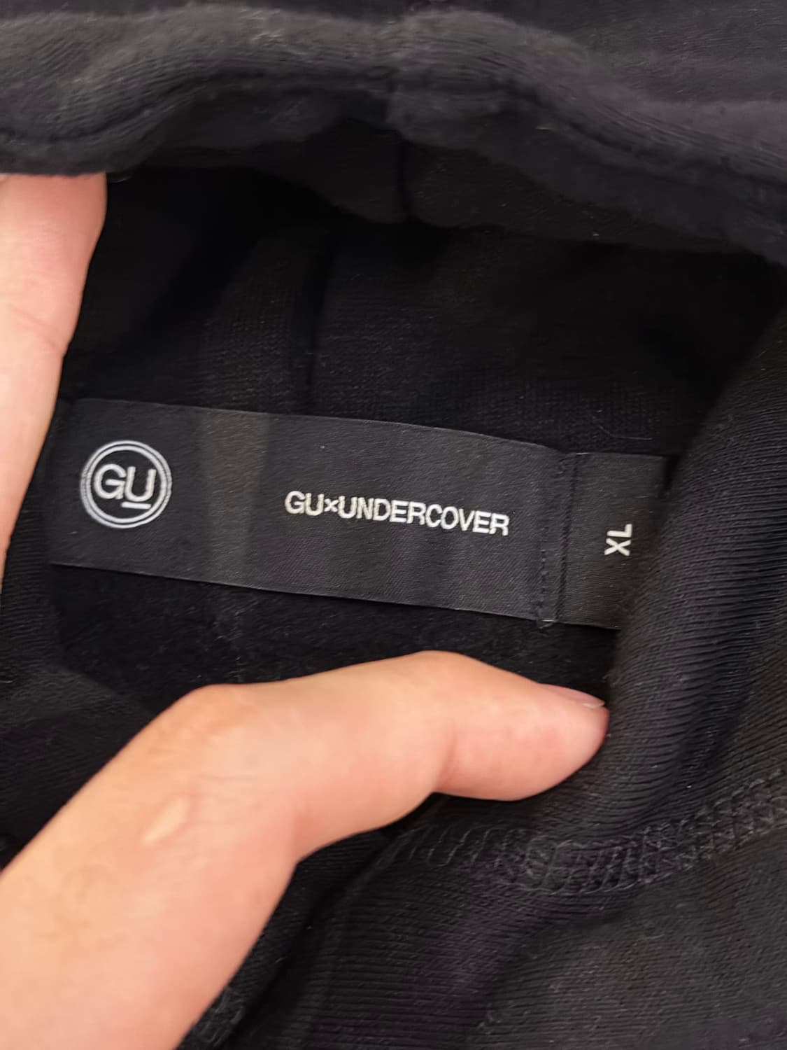 언더커버 X GU 지퍼 디테일 후드티 블랙 상품이미지7