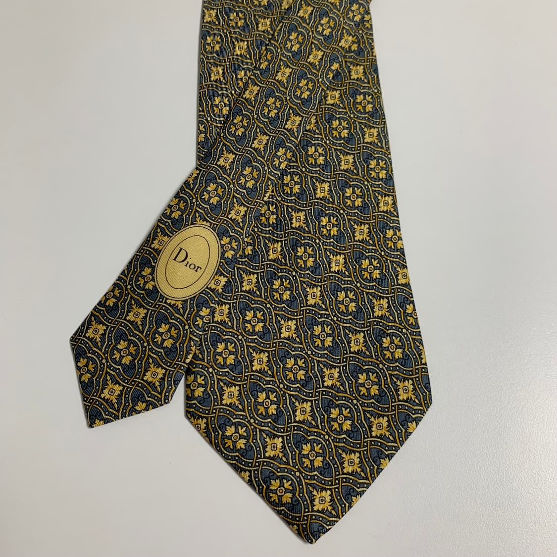 디올(Dior) 기하학적패턴 명품 최상급 넥타이 A+등급 프랑스100실크 상품이미지4