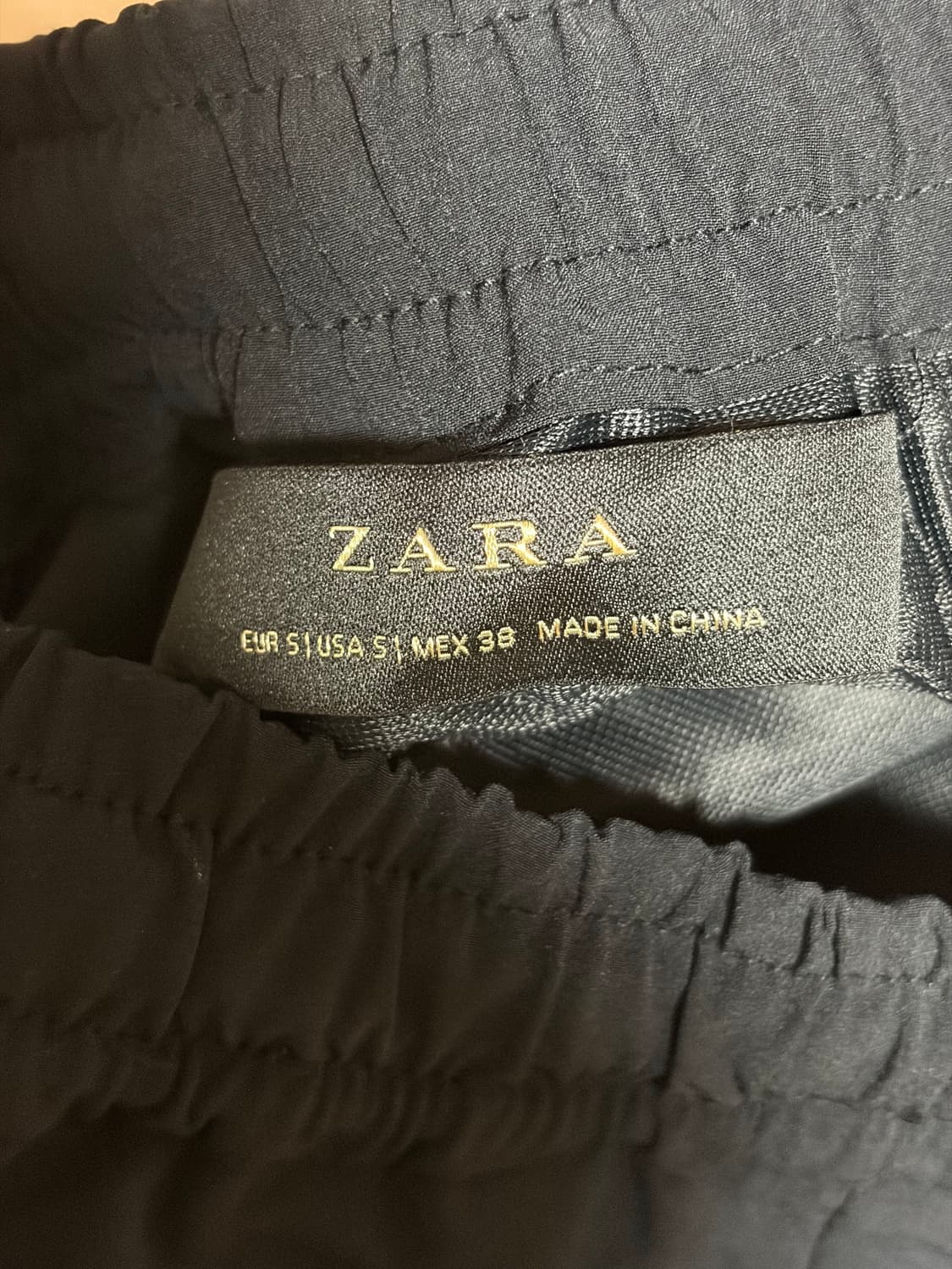ZARA 팩커블 검정 바지 S사이즈 상품이미지4