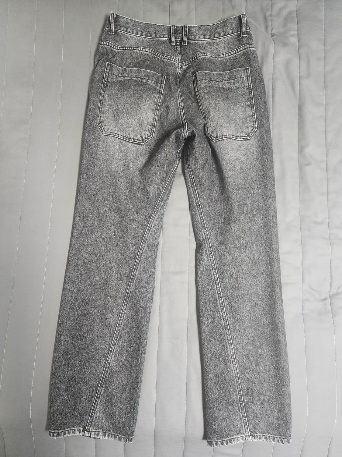 새제품급 L)스트레이트 워시드 슬래쉬 데님 진스 차콜 상품이미지6