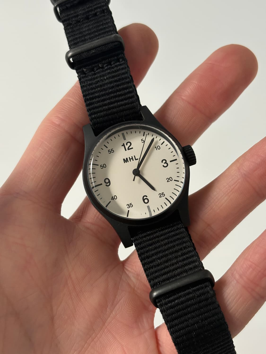 MHL. 밀리터리 블랙 필드 쿼츠 상품이미지1