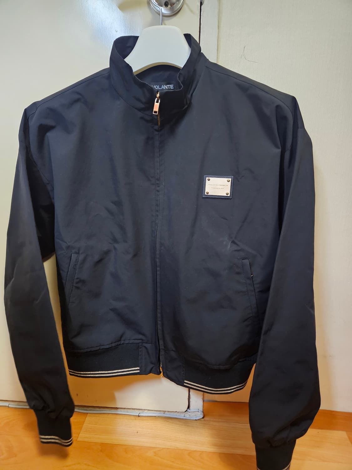 95~100) 볼란테 VOLANTE 골드탭 자켓 팝니다 상품이미지1