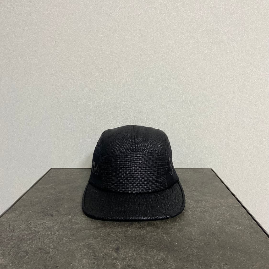 슈프림 우븐 사이드 로고 블랙 캠프캡 모자 상품이미지1