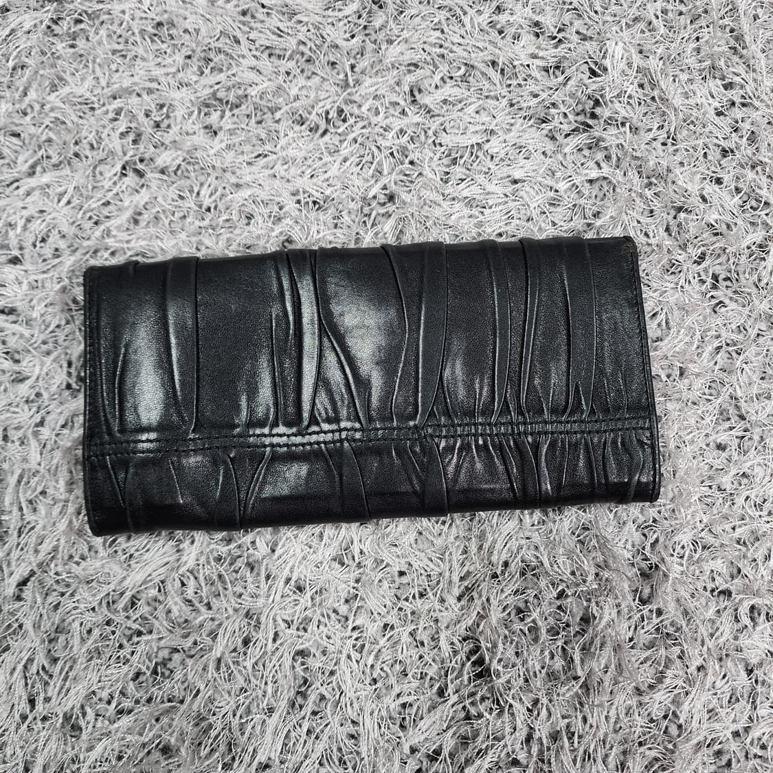 프라다 레더 장지갑 상품이미지2